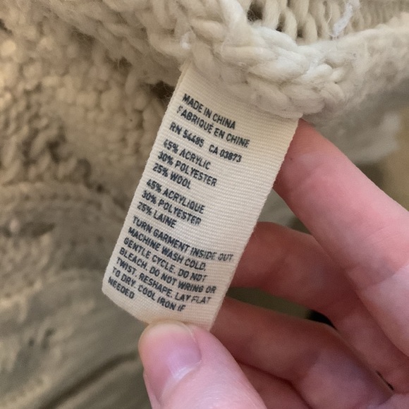 Thick Tassel Cream Cardigan - Picture 4 of 4